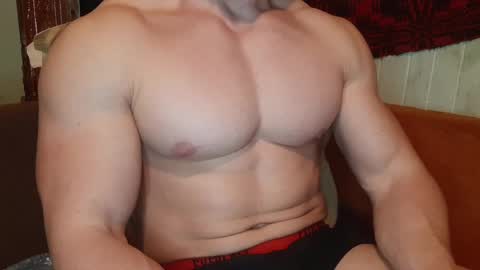 Troncq online show from February 18, 2025, 6:58 pm