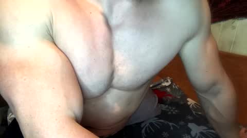 Troncq online show from March 12, 2025, 2:12 pm