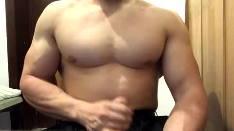 Troncq online show from April 14, 2026, 7:09 pm