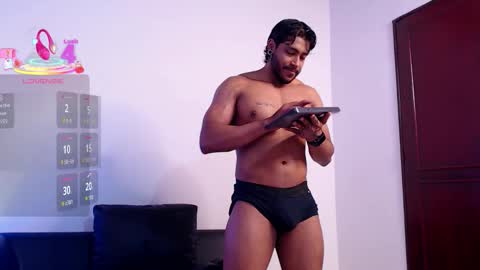 Snapshot of troy_lee1 chatting on March 7, 2026, 4:48 pm online show from March 7, 2026, 4:48 pm