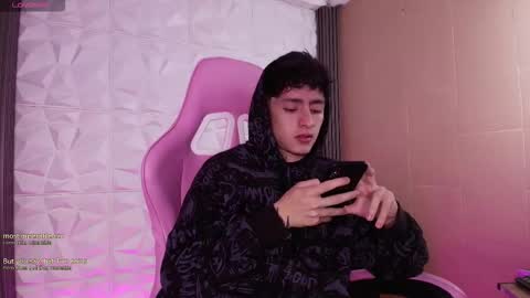 Snapshot of troy_rouge chatting on January 12, 2026, 11:26 am Troy online show from January 12, 2026, 11:26 am