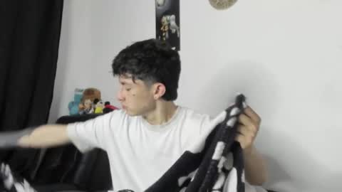 Snapshot of troy_rouge chatting on February 13, 2026, 11:06 am Troy online show from February 13, 2026, 11:06 am