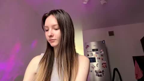 Snapshot of troybailly chatting on March 5, 2026, 12:34 pm Hello Viola here Help me to make 50 thumbs up 333 online show from March 5, 2026, 12:34 pm