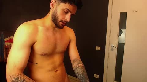 TroyWade online show from May 17, 2026, 6:04 pm