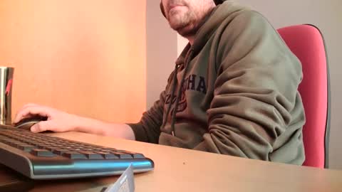 Snapshot of truble_78 chatting on March 7, 2025, 3:39 pm truble_78 online show from March 7, 2025, 3:39 pm