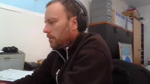 truble_again online show from January 9, 2026, 2:09 pm