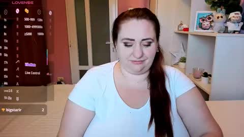 Adelle online show from November 29, 2025, 8:39 am