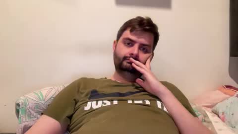 Snapshot of trustmelove chatting on December 17, 2025, 5:30 pm Trustmelove online show from December 17, 2025, 5:30 pm