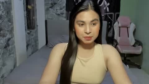 Snapshot of ts_barbie28 chatting on December 15, 2024, 4:51 am KC online show from December 15, 2024, 4:51 am
