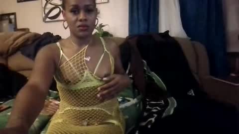 Snapshot of ts_britt chatting on December 5, 2025, 9:29 am ts_britt online show from December 5, 2025, 9:29 am