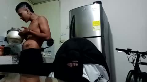 ts_herrera online show from February 10, 2025, 3:35 am