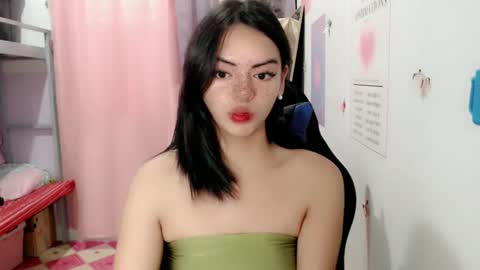 Snapshot of ts_vexana chatting on December 4, 2024, 1:47 am Dhalia online show from December 4, 2024, 1:47 am