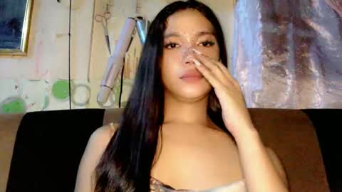 Snapshot of ts_yanang chatting on December 21, 2025, 9:49 am online show from December 21, 2025, 9:49 am