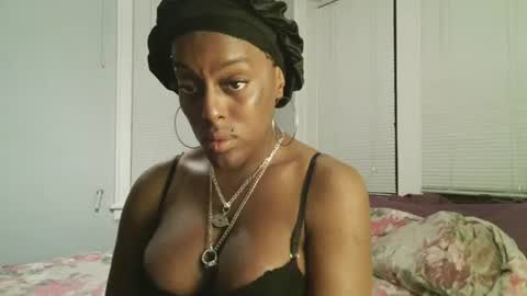 Amber White online show from May 27, 2026, 6:32 am