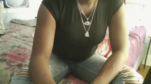 Amber White online show from June 18, 2026, 1:17 am