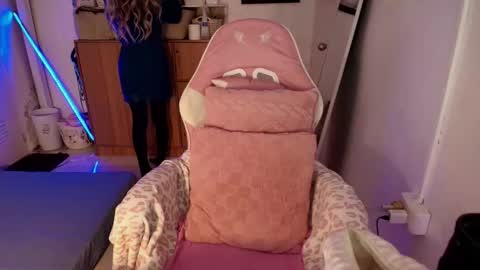 tsgilian_exoticbeauty online show from March 4, 2026, 7:36 am