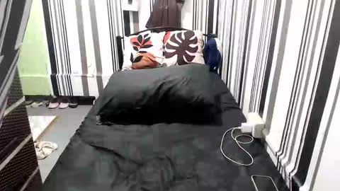 Snapshot of tsjussy chatting on January 14, 2026, 12:44 pm tsjussy online show from January 14, 2026, 12:44 pm