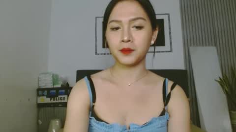 Snapshot of tsnathaliasilvana chatting on January 15, 2025, 4:00 pm Bella Ratbu online show from January 15, 2025, 4:00 pm