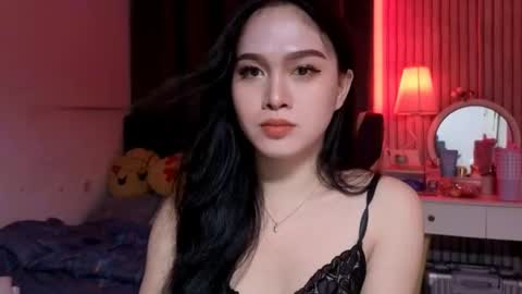 Snapshot of tsnathaliasilvana chatting on November 4, 2025, 12:37 pm Bella Ratbu online show from November 4, 2025, 12:37 pm