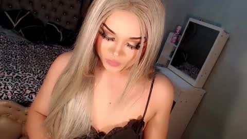 jayvie online show from October 3, 2025, 5:21 pm