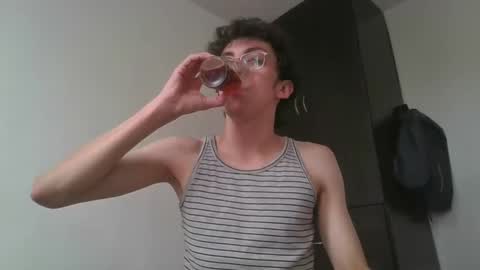 Snapshot of tsuki0308 chatting on January 31, 2025, 9:59 pm tsuki0308 online show from January 31, 2025, 9:59 pm