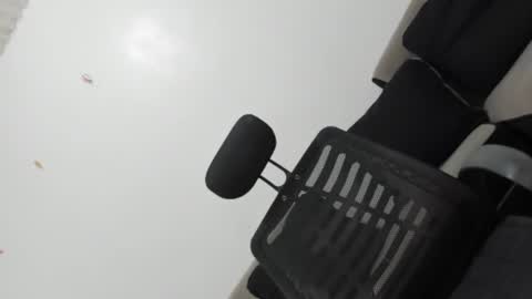 Snapshot of tsuncutjelay chatting on March 7, 2025, 11:07 am JOIN TO MY FANCLUB I WILL GIVE SOME VIDEOS AND PIC online show from March 7, 2025, 11:07 am