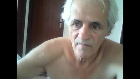 Siveomeves online show from February 17, 2025, 3:42 pm