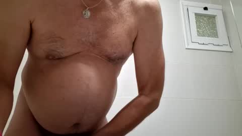 Snapshot of tubsy6868 chatting on October 16, 2025, 11:22 am tubsy6868 online show from October 16, 2025, 11:22 am