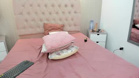 Snapshot of tugochita chatting on April 14, 2026, 8:59 pm TuGochita online show from April 14, 2026, 8:59 pm