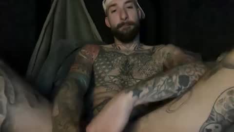 Snapshot of tuhands chatting on November 4, 2025, 7:51 am Tuhands online show from November 4, 2025, 7:51 am