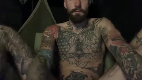 Snapshot of tuhands chatting on November 28, 2025, 7:55 am Tuhands online show from November 28, 2025, 7:55 am