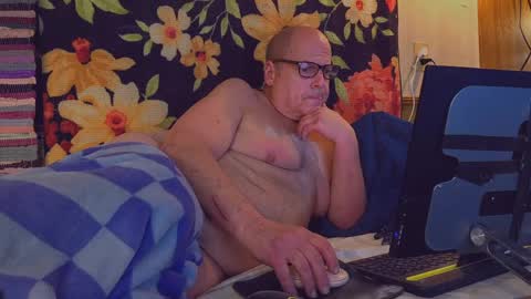 Snapshot of tumbafox1 chatting on April 26, 2026, 4:32 am tumbafox1 online show from April 26, 2026, 4:32 am