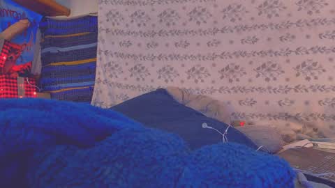 Snapshot of tumbafox1 chatting on May 10, 2026, 6:40 am tumbafox1 online show from May 10, 2026, 6:40 am