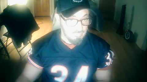 Snapshot of tuscan_taurus chatting on November 26, 2025, 6:36 am tuscan_taurus online show from November 26, 2025, 6:36 am