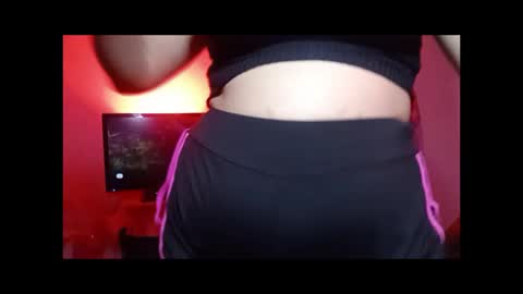 Snapshot of tuti_penelope chatting on October 16, 2025, 10:22 pm tuti_penelope online show from October 16, 2025, 10:22 pm
