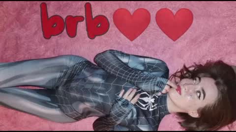 Snapshot of tutti_cutieee chatting on December 13, 2024, 9:57 am Nika online show from December 13, 2024, 9:57 am