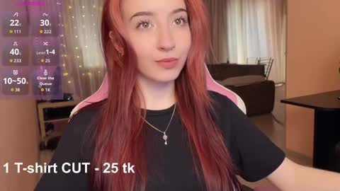 Snapshot of tutti_cutieee chatting on March 18, 2026, 7:55 am Nika online show from March 18, 2026, 7:55 am