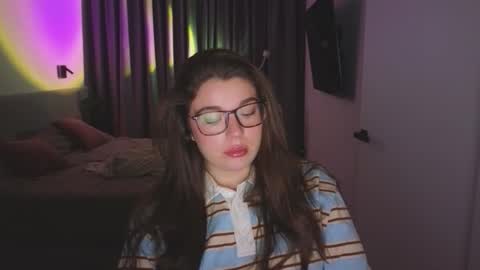 Snapshot of tutti_frutti_ chatting on November 5, 2025, 9:04 pm Ariana online show from November 5, 2025, 9:04 pm