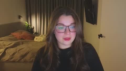 Snapshot of tutti_frutti_ chatting on November 17, 2025, 7:30 pm Ariana online show from November 17, 2025, 7:30 pm