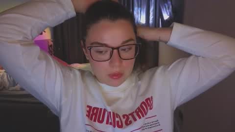 Snapshot of tutti_frutti_ chatting on November 23, 2025, 9:14 pm Ariana online show from November 23, 2025, 9:14 pm