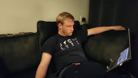 Snapshot of tvb199 chatting on January 8, 2026, 5:59 pm tvb199 online show from January 8, 2026, 5:59 pm