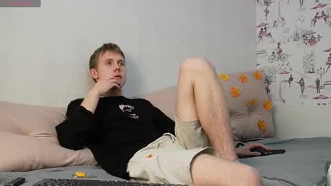 Angus online show from November 2, 2025, 7:05 pm