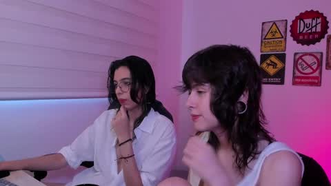 Snapshot of twilightmuses chatting on February 23, 2026, 10:29 pm Eve Lili online show from February 23, 2026, 10:29 pm