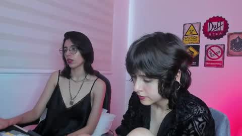 Eve  Lili online show from June 14, 2026, 4:31 pm