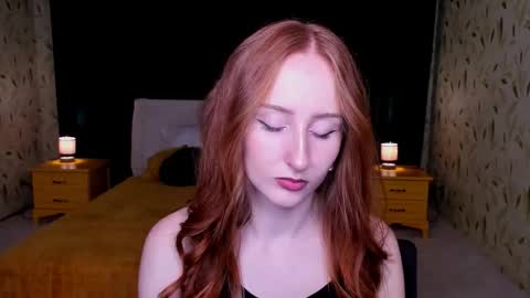 Snapshot of twilightserenade chatting on November 25, 2025, 6:52 pm twilightserenade online show from November 25, 2025, 6:52 pm