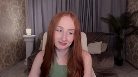 Snapshot of twilightserenade chatting on November 28, 2025, 11:57 am twilightserenade online show from November 28, 2025, 11:57 am