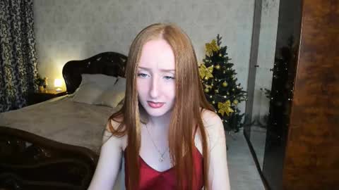 Snapshot of twilightserenade chatting on December 16, 2025, 3:44 am twilightserenade online show from December 16, 2025, 3:44 am