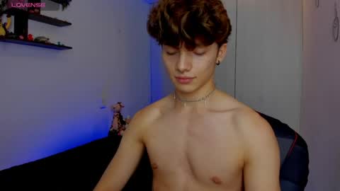 Snapshot of twink_dream__ chatting on May 18, 2026, 4:07 am jhony online show from May 18, 2026, 4:07 am