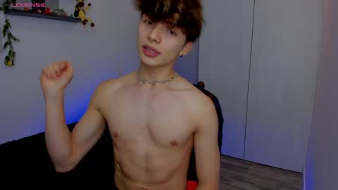 Snapshot of twink_dream__ chatting on May 19, 2026, 4:19 am jhony online show from May 19, 2026, 4:19 am