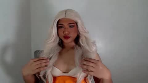 Snapshot of twinkcheska chatting on November 16, 2025, 6:02 pm Cheska Schock online show from November 16, 2025, 6:02 pm